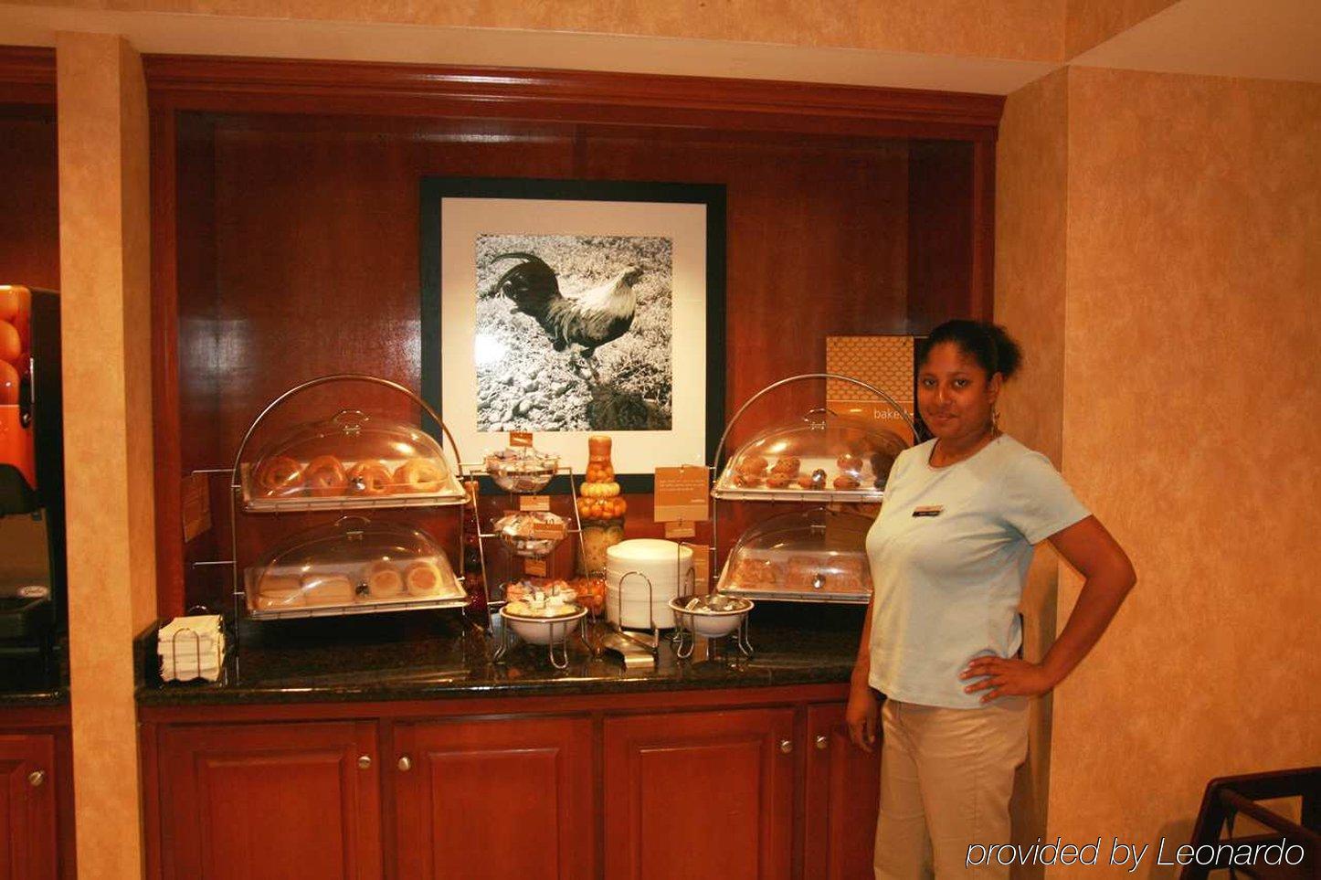 Hampton Inn Quincy Restaurant photo